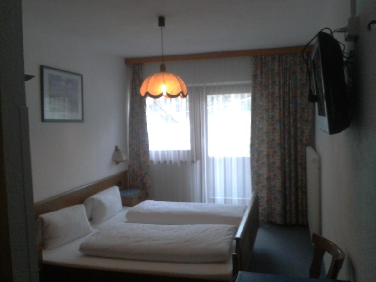 Gaestehaus Riml Langenfeld Phòng bức ảnh